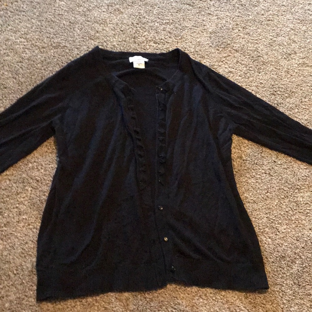Maternity button down sweater! 🎄
